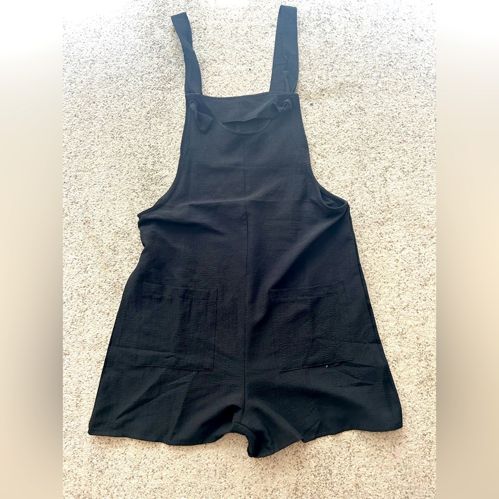 Women’s black shorts overalls